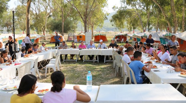 Zeynel Bakıcı SELENDER’in Engelsiz Kampında ailelerle buluştu