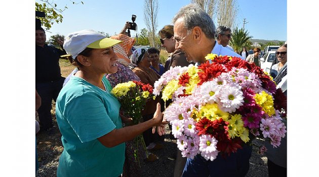 Çiçek üreticisine “mis gibi” haber...