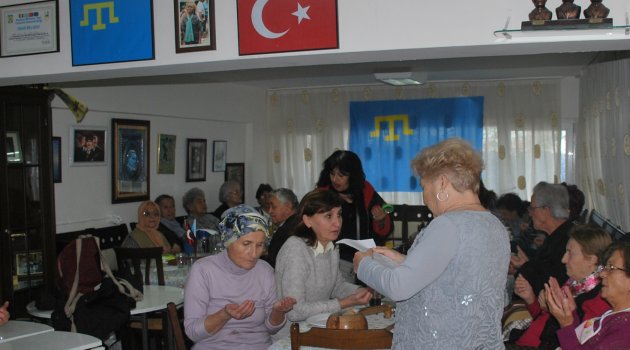 Kırım Kadınları Yemek Kültürünü Unutturmuyor
