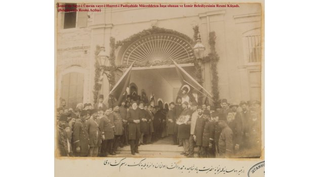 İzmir Büyükşehir Belediyesi ilk hizmet binasına döndü 