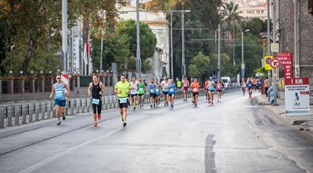 “Maratonizmir” heyecanı büyüyor