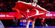 Güreşçimiz Kerem Kamal dünya şampiyonu oldu