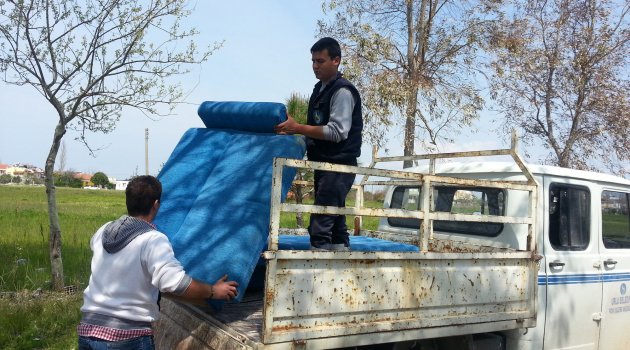 Urla’da “ELDEN ELE EVDEN EVE” yardımlaşma kampanyası