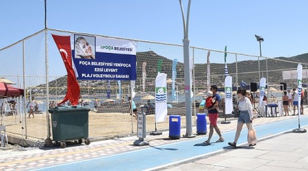 YENİFOÇA'DA PLAJ VOLEYBOLU RÜZGÂRI